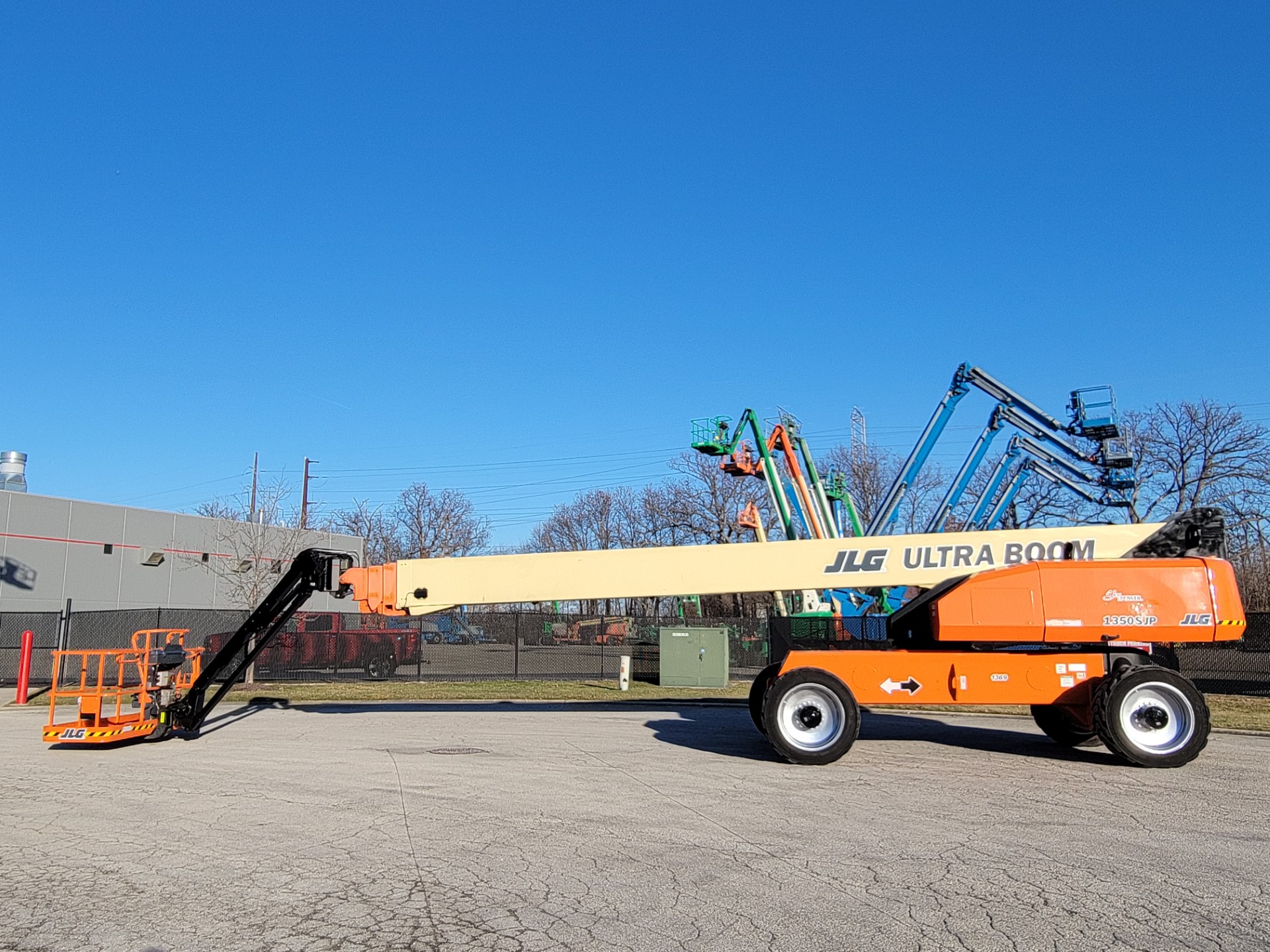 1350 sjp boom lift rental 135ft telescoping