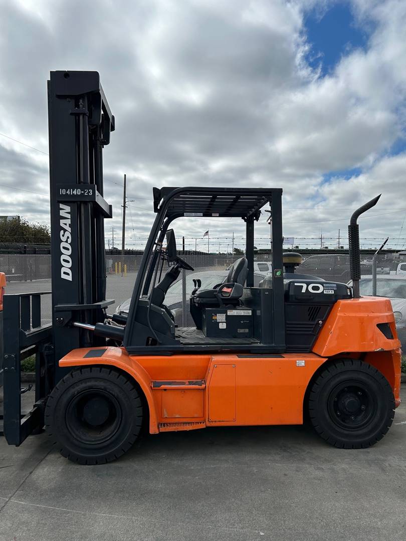 15k doosan d70s 15000 lb forklift rental