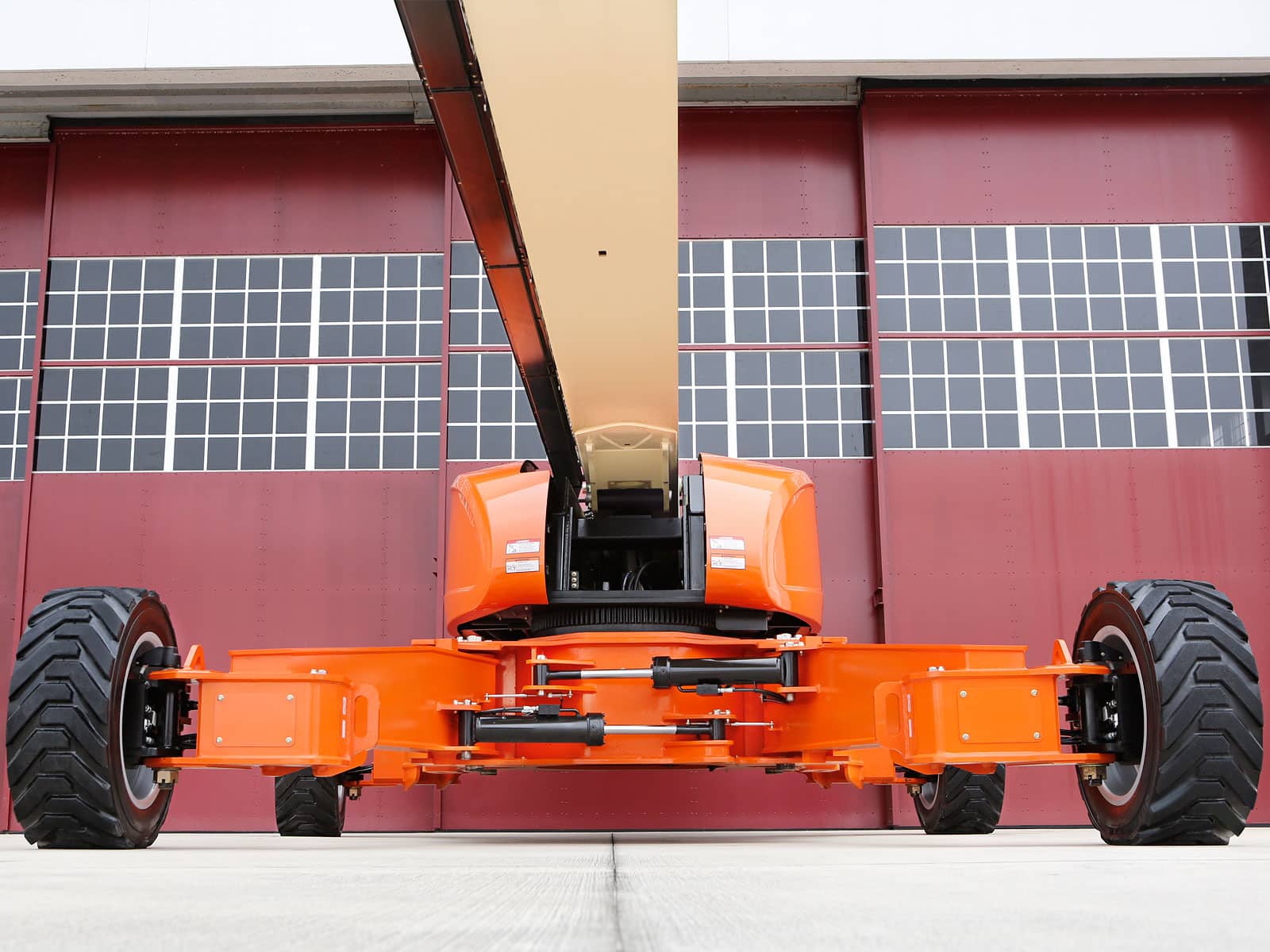 185 ft telescoping boom lift rentals jlg 1850sj