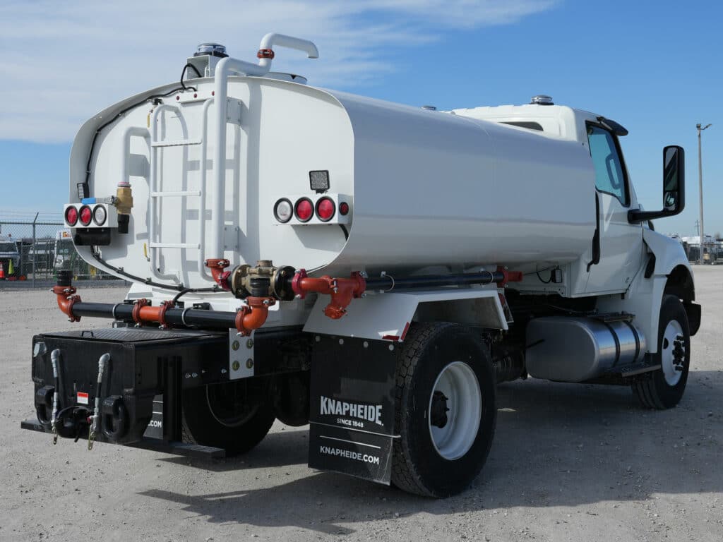 2000 gallon water truck rental