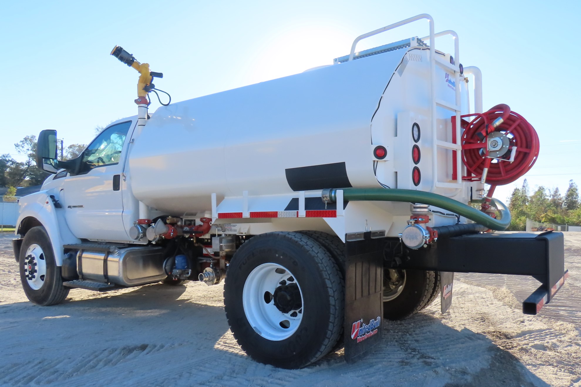 2000 gallon water truck rentals