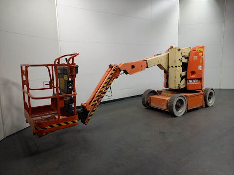 30 ft boom lift for rent 04