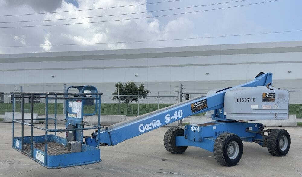 40 ft telescoping boom lift rental genie s40