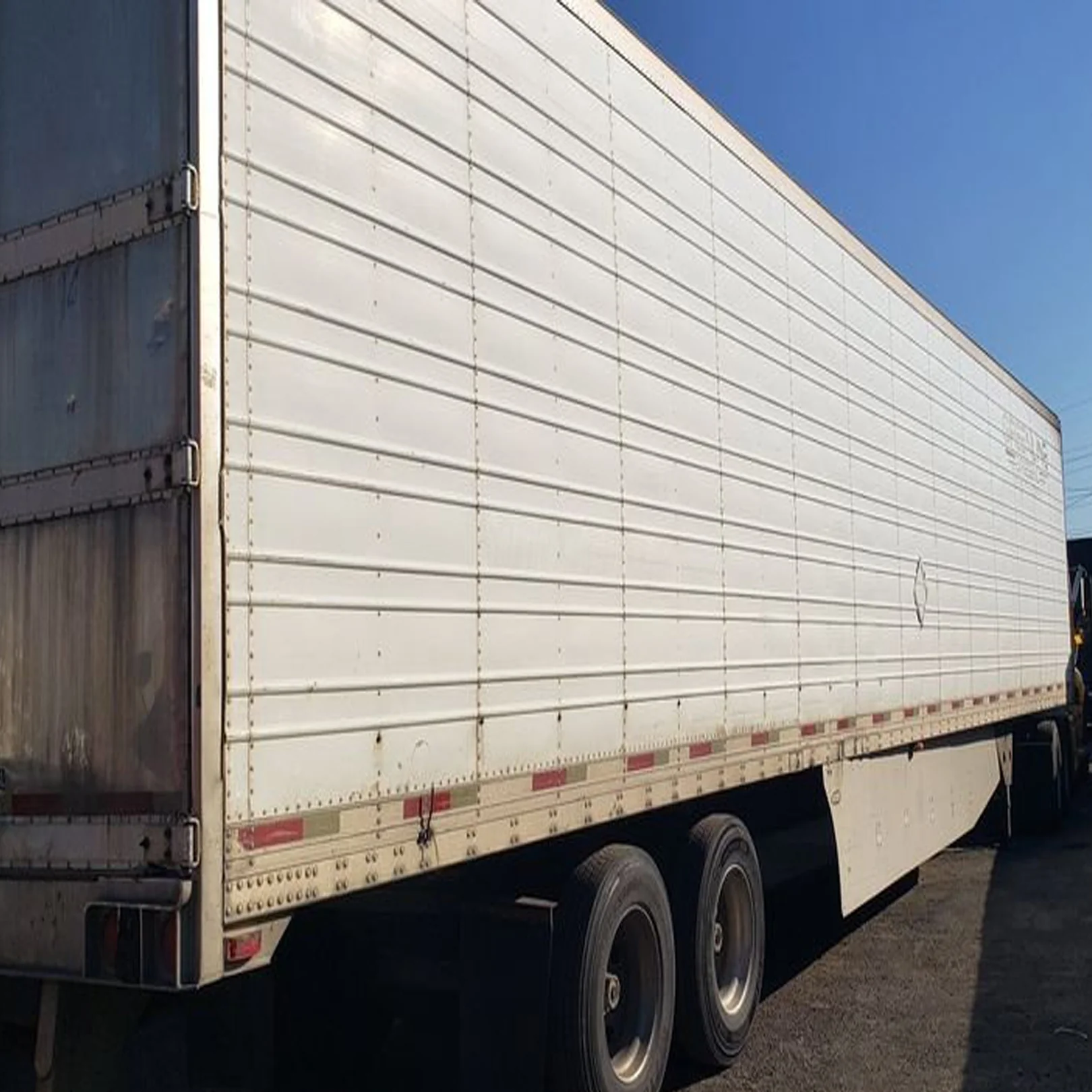 53ft reefer Refrigerated Trailer Rentals