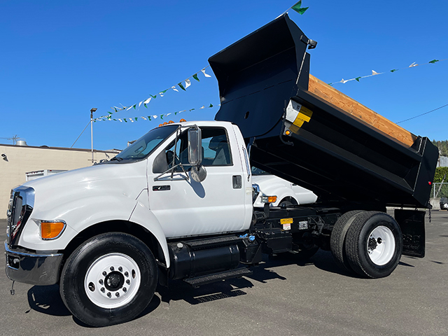 6 yd dump truck rental