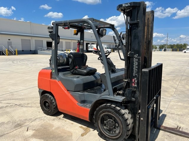 6k 6000 lbs forlift rental toyota 8fgu30
