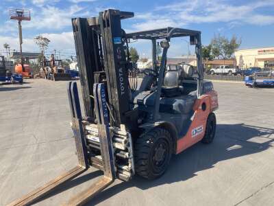8000 lbs forklift rental toyota 8fd40u warehouse