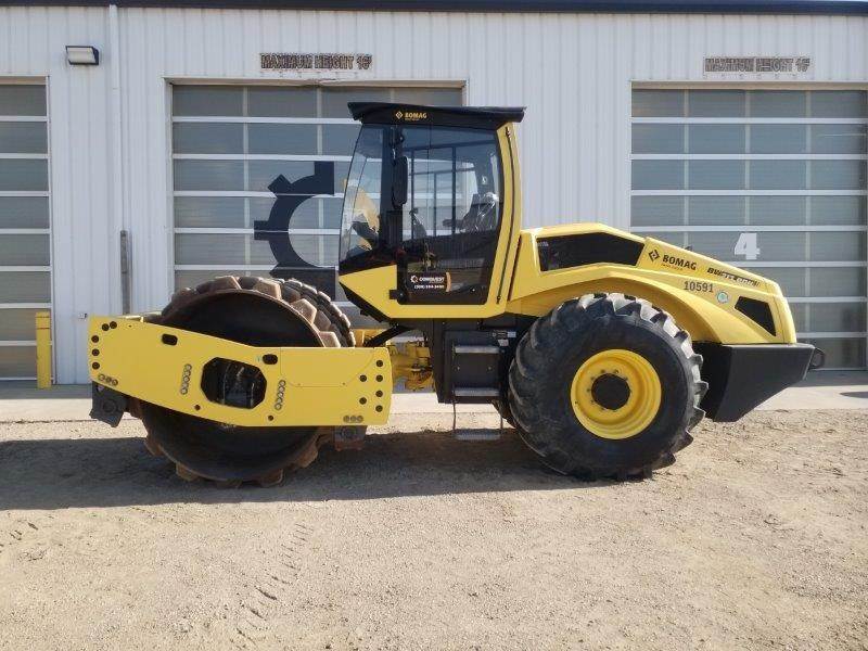 Padfoot Rollers BOMAG drump compactor rental