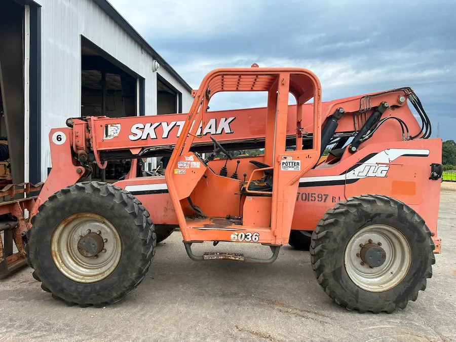 Skytrak 6036 Telescopic Forklift Rental 6000 lb 36 ft reach telehandler
