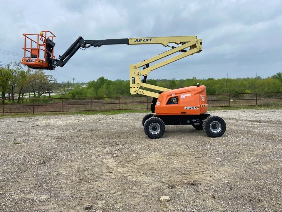 boom lift rental JLG 450AJ