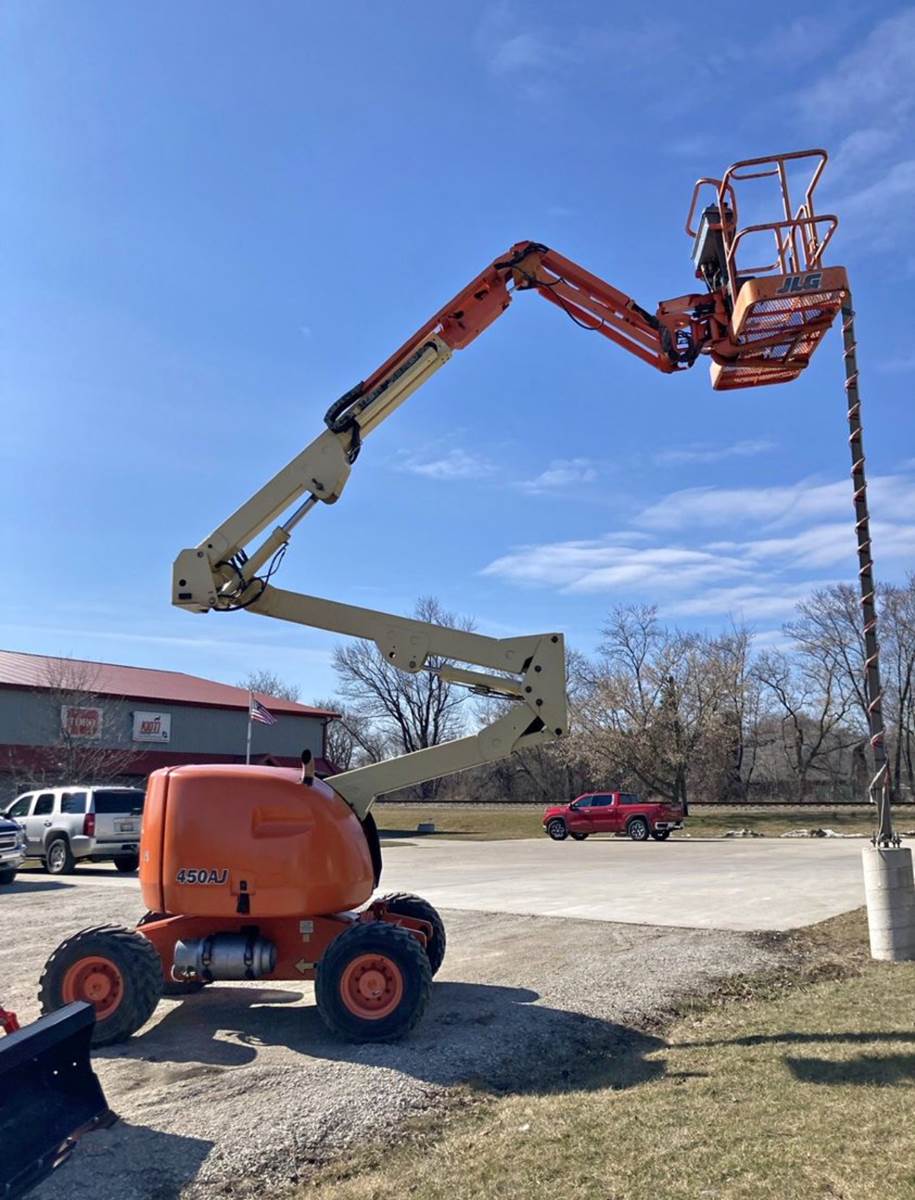 boom lift rental Man Lifts JLG 450AJ 49324614