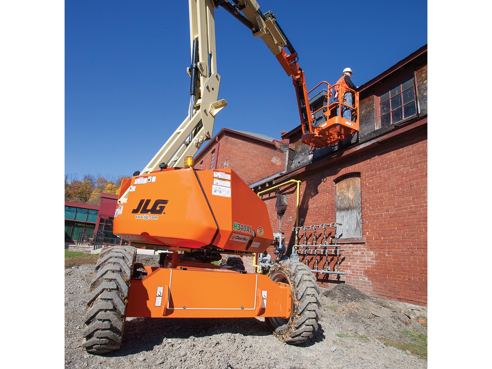 boom lift rental jlg 34ft h340aj