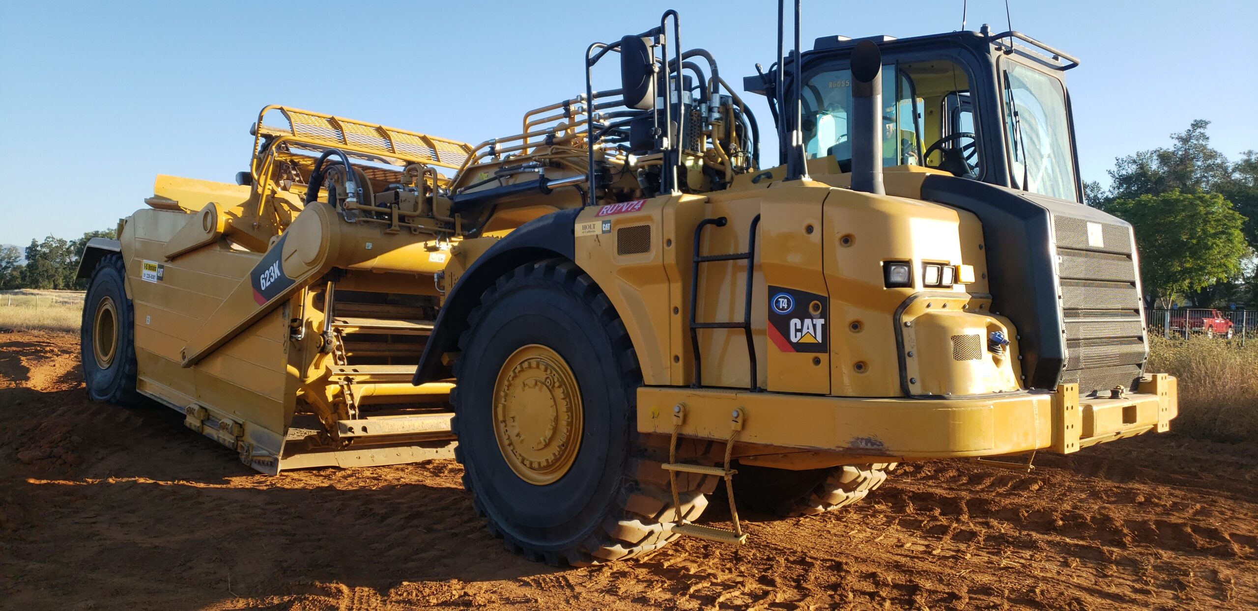 cat-623-wheel-motor-scraper-rental-tractor-scaled