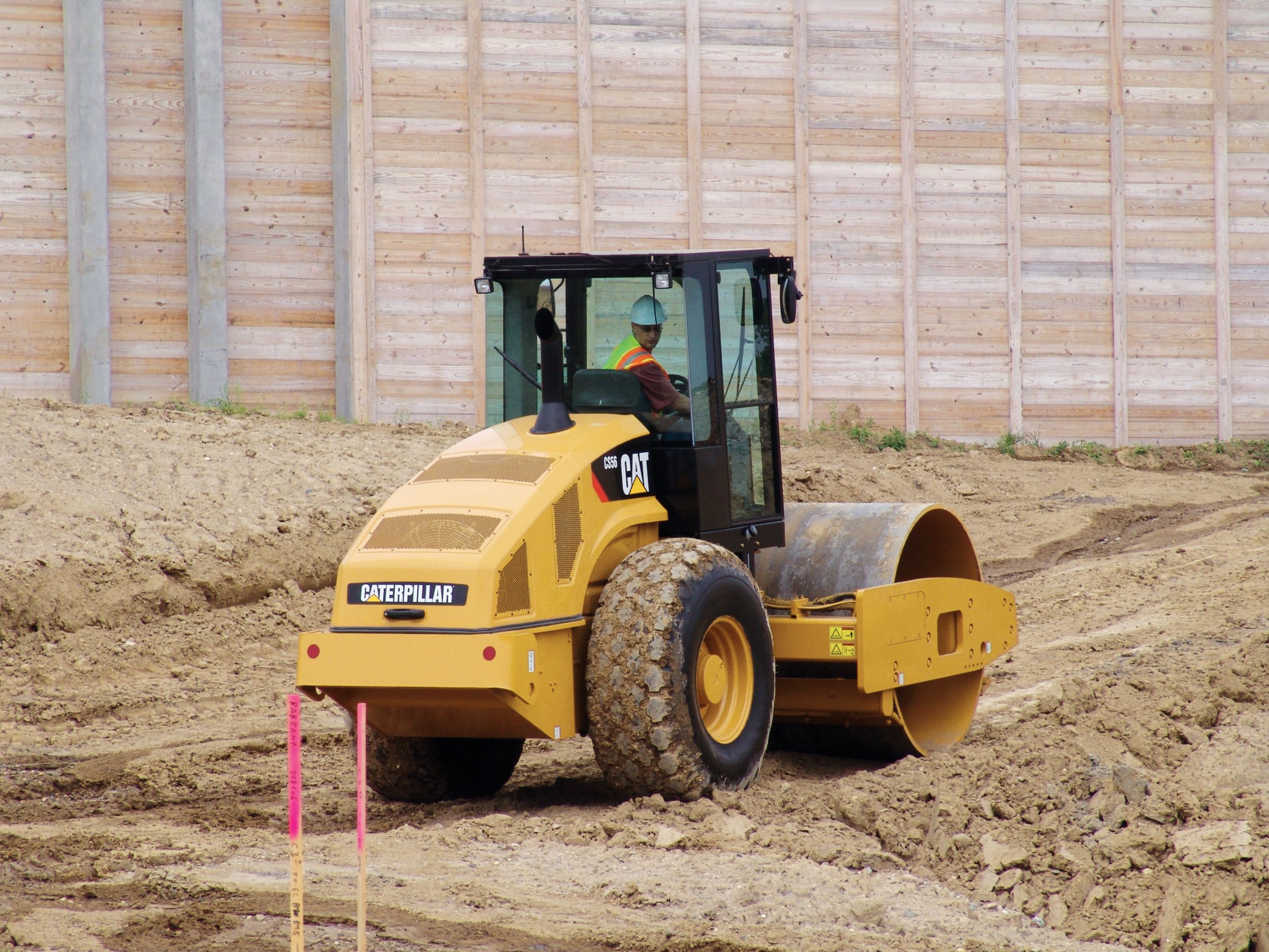 cat cs56 single drum smooth roller compactor rental
