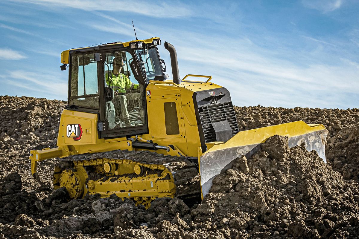 cat d4 dozer rental crawler