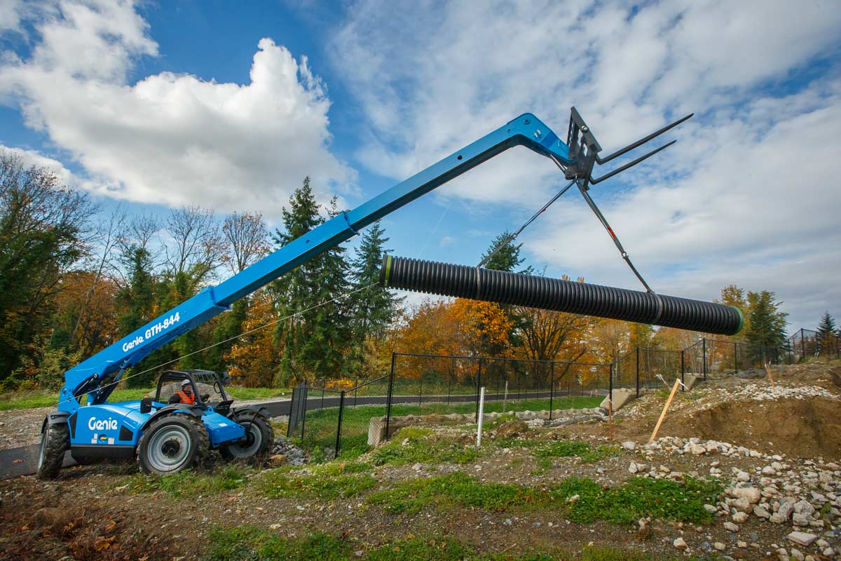genie gth 844 8000 lbs 42 ft reach telehandler rental