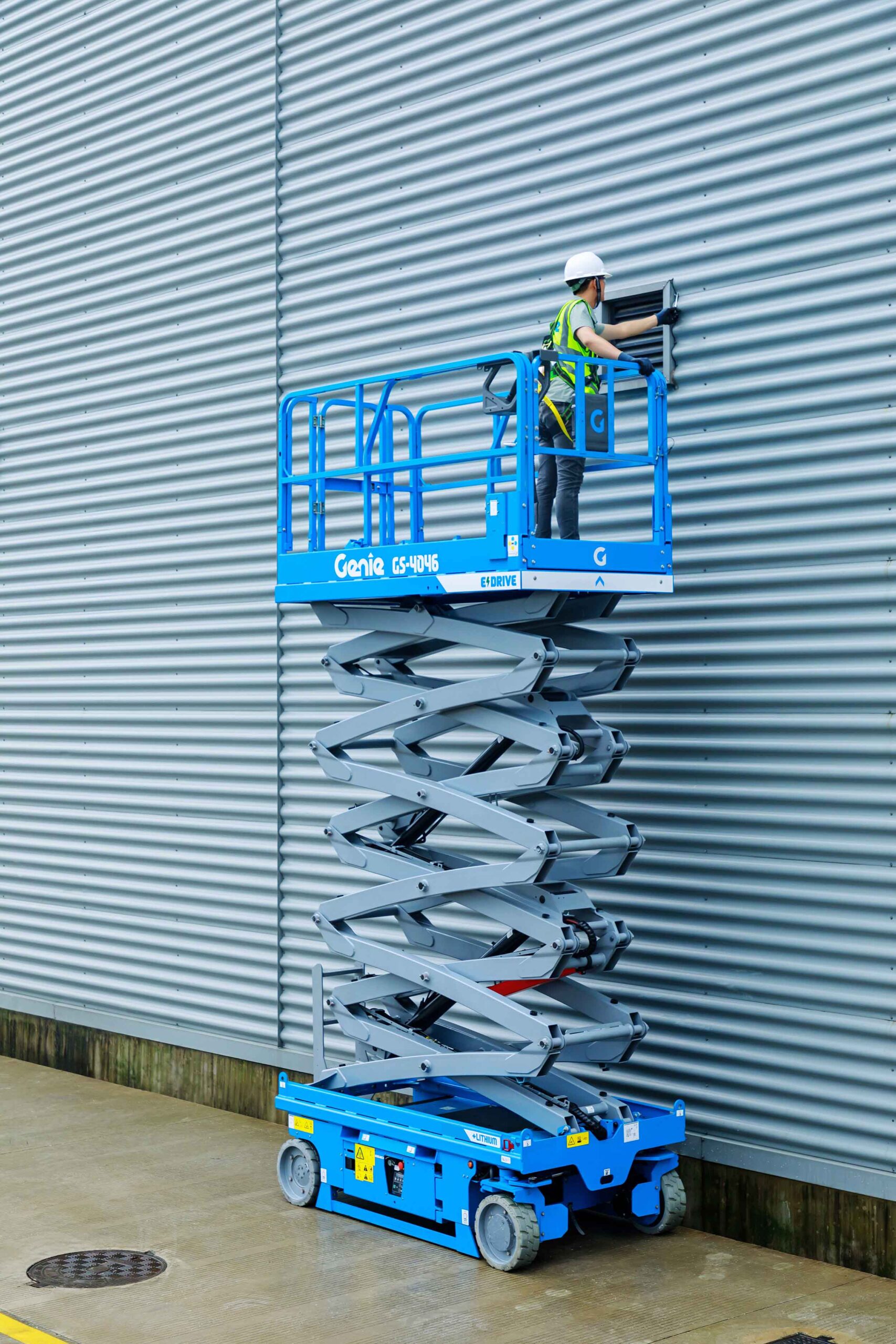 gs 4046 40ft scissor lift rental genie scaled