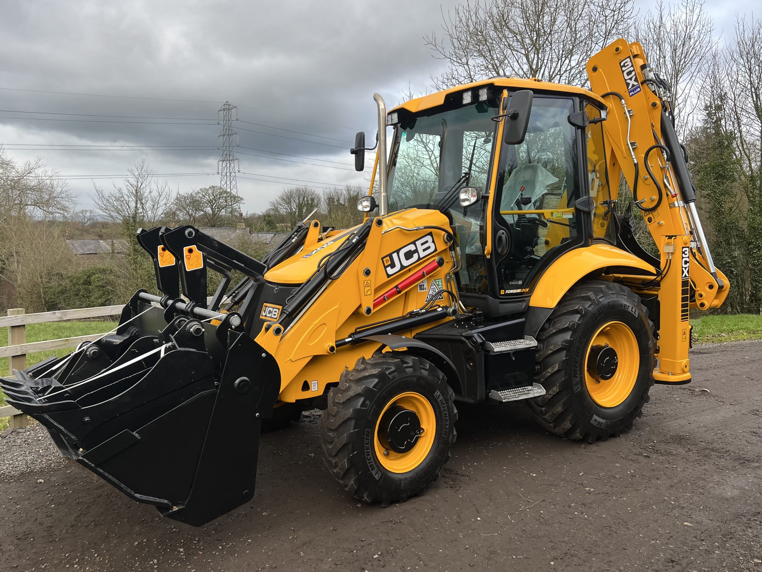 jcb 3cx backhoe rental