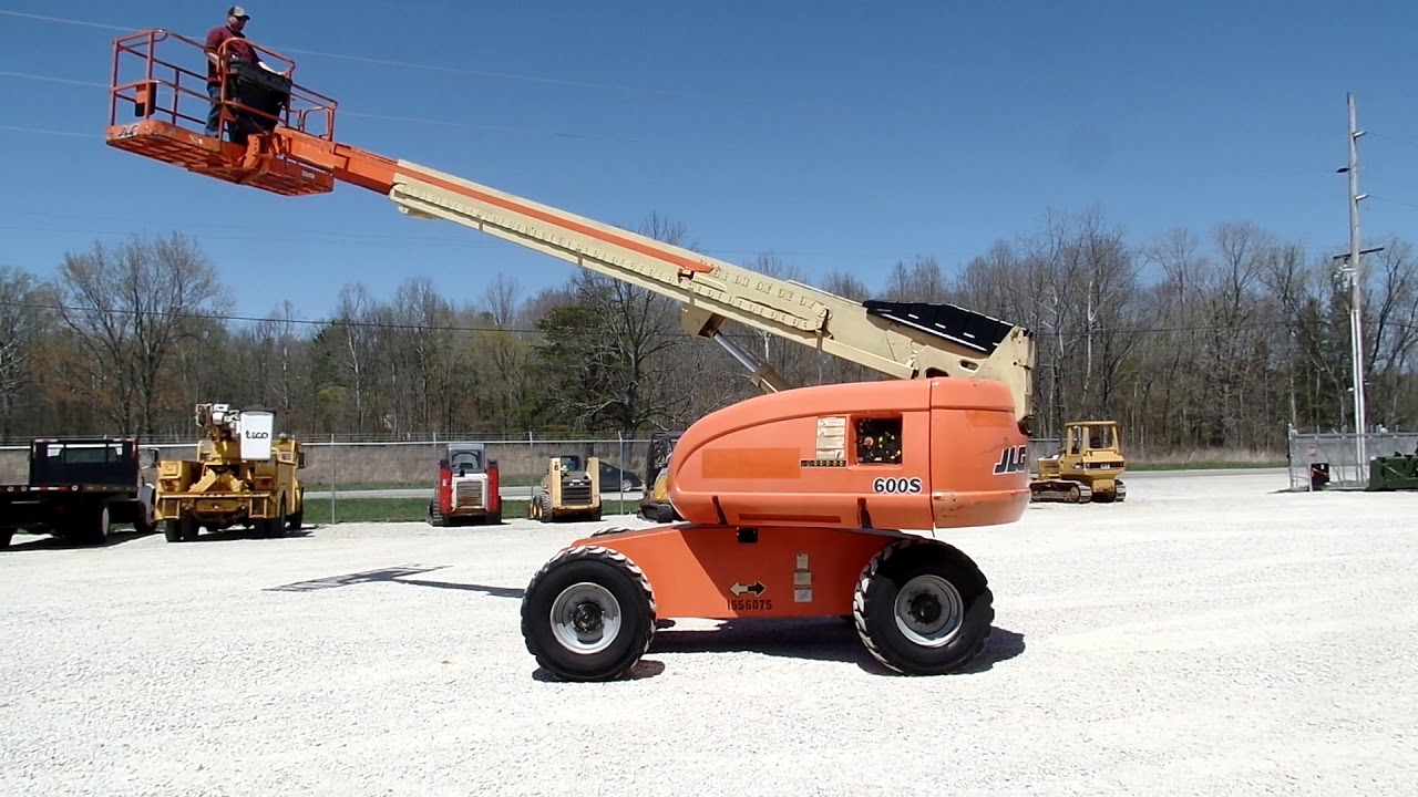 jlg 600s telescopic rental boom lift