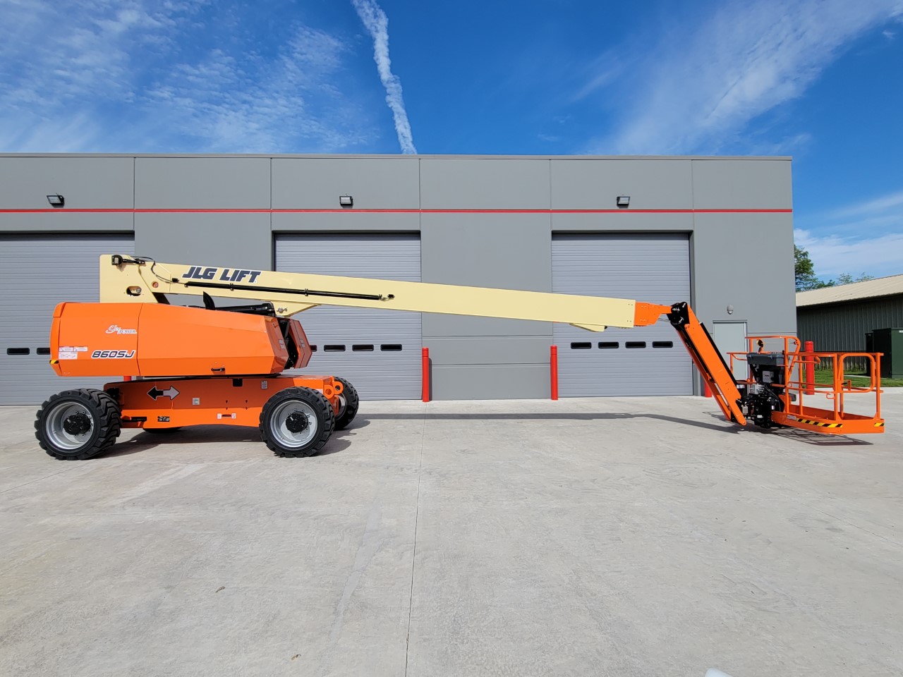 jlg 860sj 86ft boom lift rental service