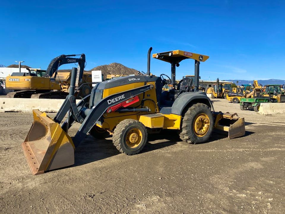 john deere 210 skip loader rental