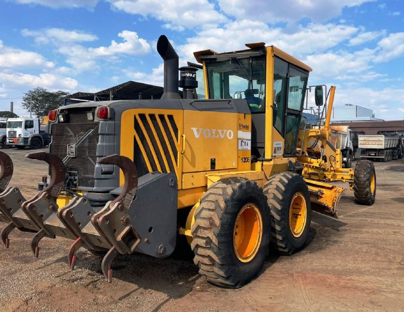 motor grader rentals 14 ft blade volvo 940