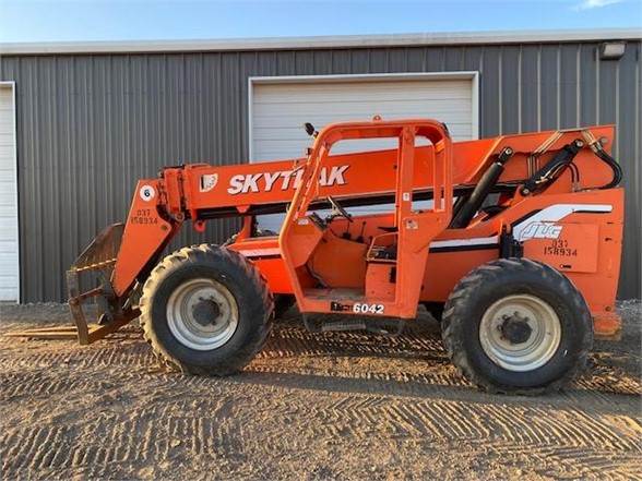 skytrak 6042 6000 lb 42 ft reach telehandler rentals