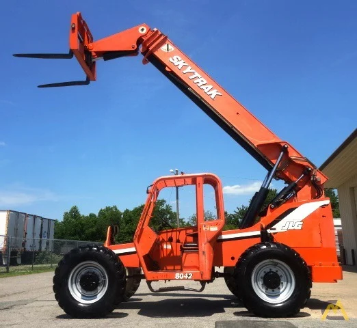 skytrak 8042 8000 lb telehander rental 42 ft reach