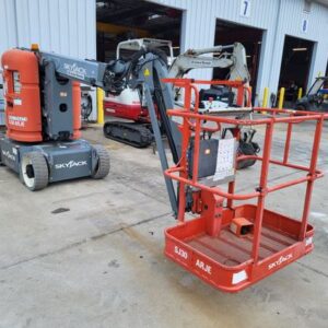 30 ft. Articulating Boom Lift (electric) - Image 4
