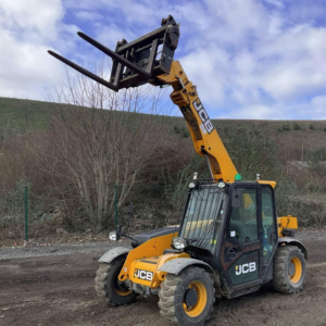 19 ft. Reach - 5,000 lb. Telehandler - Image 5