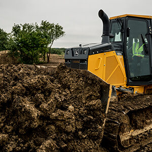 Crawler Dozer 650 w/ Rippers 104hp - Image 4