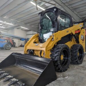 Skid Steer Wheel Loader (Mid Size) - Image 4