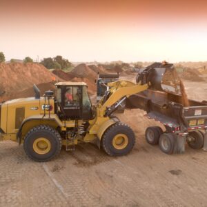 Large Wheel Loader 50,000 lb 5 Cu Yd - Image 5