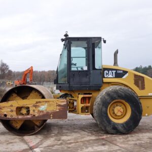 Smooth Drum Vibratory Compactor - Image 4