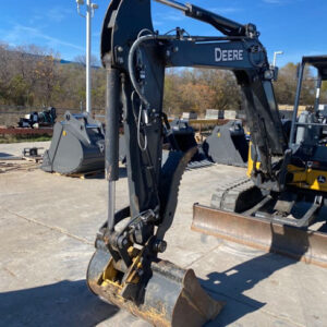 Mini Excavator 10,000 lb - Image 2