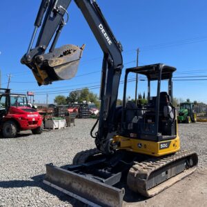 Mini Excavator 10,000 lb - Image 3