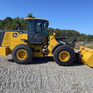 Mid-Size Wheel Loader 30,000 lb - Image 5