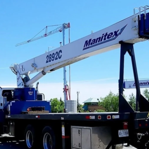 28 Ton Straight Boom Crane Truck - Image 4