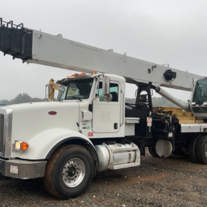 40 Ton Straight Boom Crane Truck - Image 5